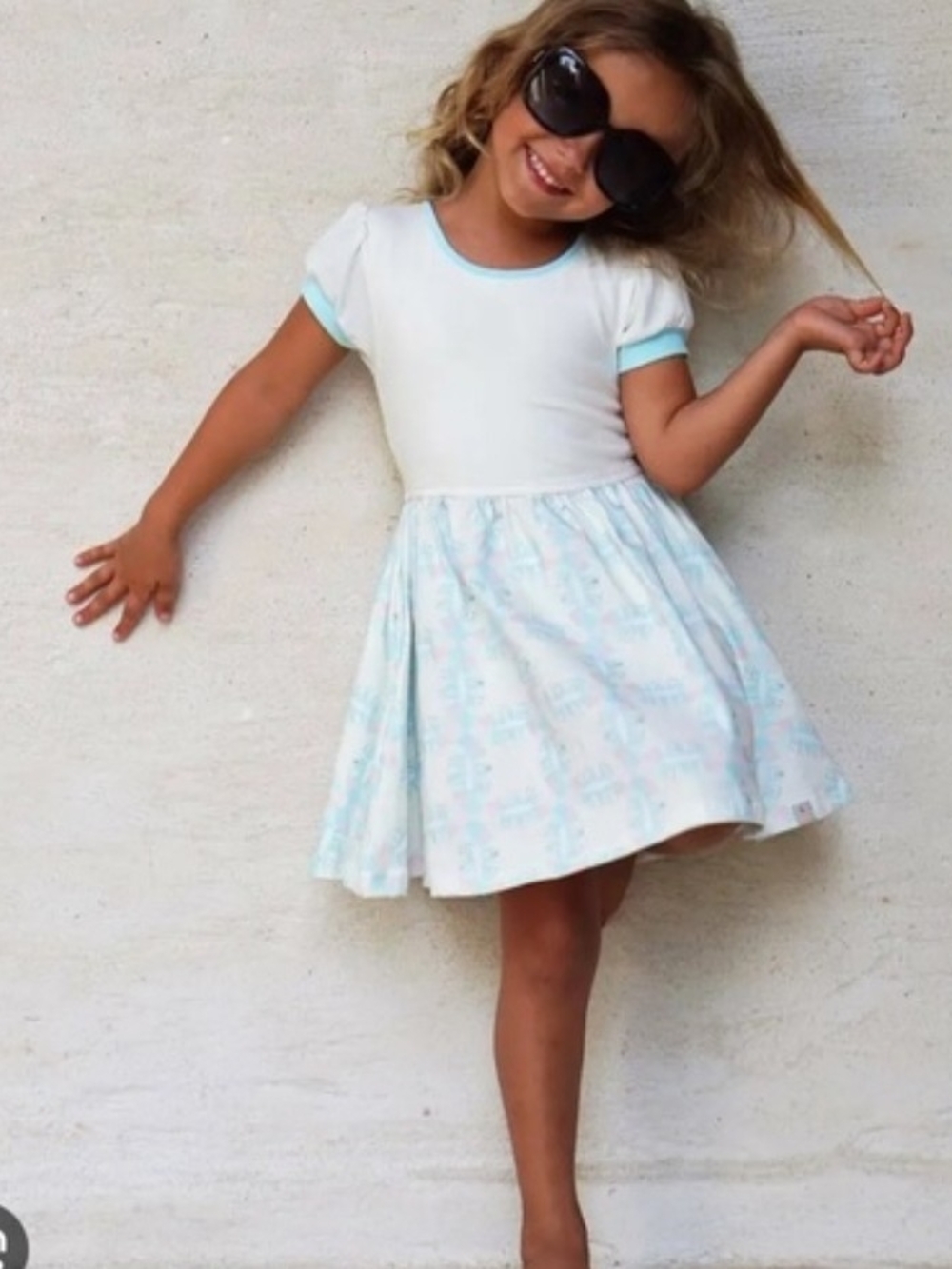 OMI JO White & Light Blue Short Sleeve Twirl Dress